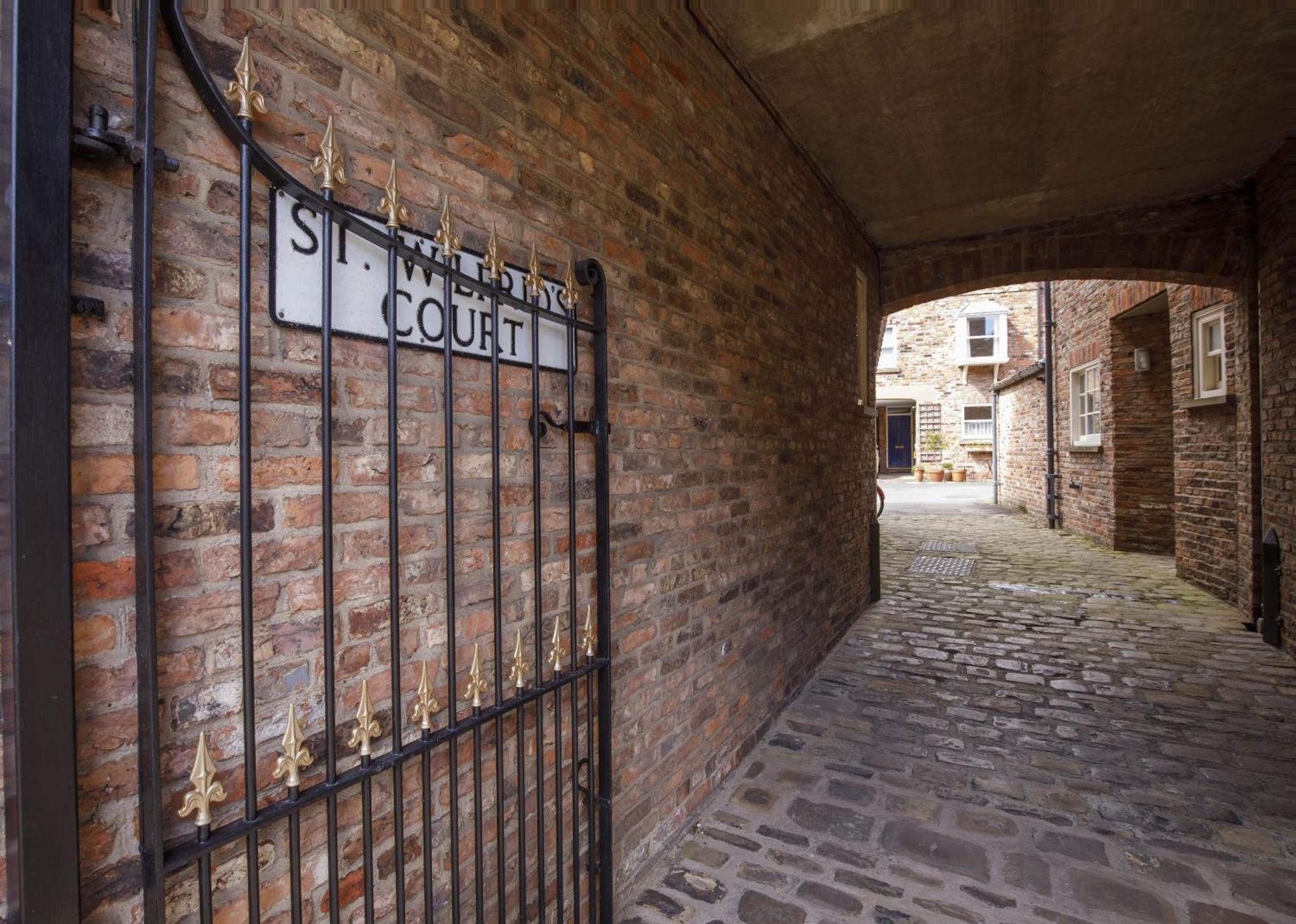 St Wilfrid'S Court Villa York Exterior photo